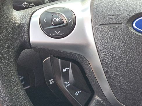 Used 2014 Ford Focus SE FWD image 26