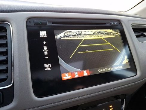 Used 2017 Honda HR-V EX image 25