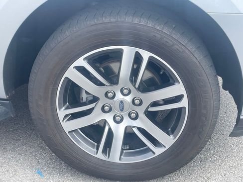 Used 2024 Ford Expedition Limited image 33