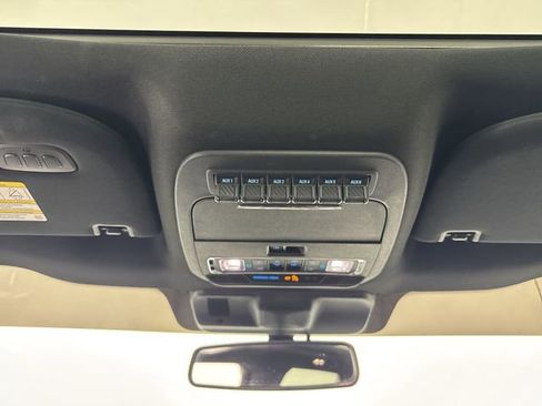 Used 2023 Ford F150 Raptor AWD/4WD image 9