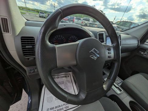 Used 2011 Suzuki Equator Sport AWD/4WD image 15
