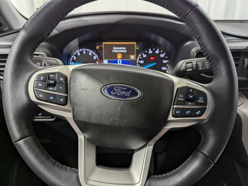 Used 2023 Ford Explorer XLT w/ Equipment Group 202A image 19