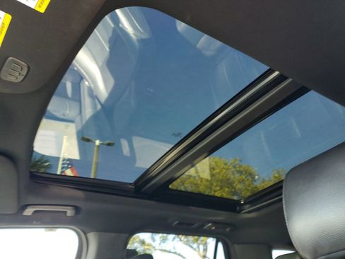 Used 2020 Ford Expedition Max XLT w/ Equipment Group 202A image 19