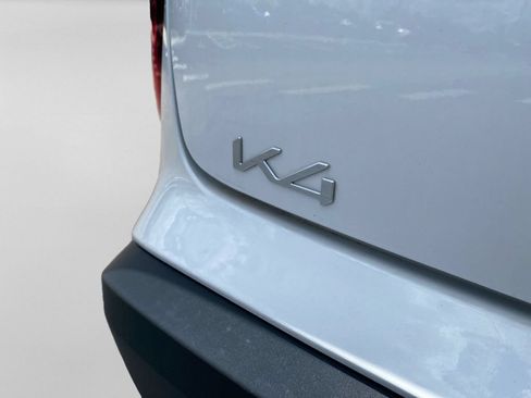 Used 2025 Kia K4 FWD image 27