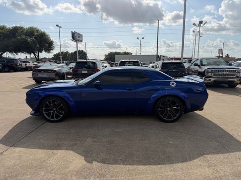 Used 2021 Dodge Challenger GT image 9