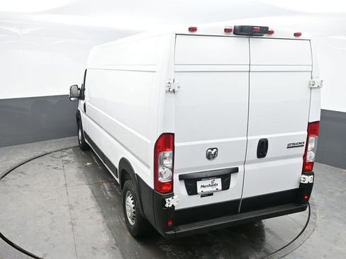 Used 2025 RAM ProMaster 2500 w/ Convenience Group image 30