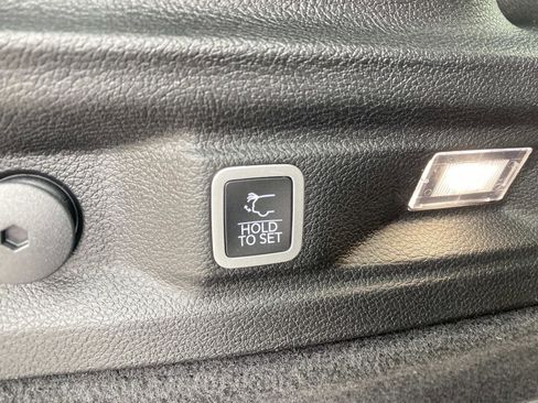 Used 2024 Jeep Grand Cherokee L Summit AWD/4WD image 8