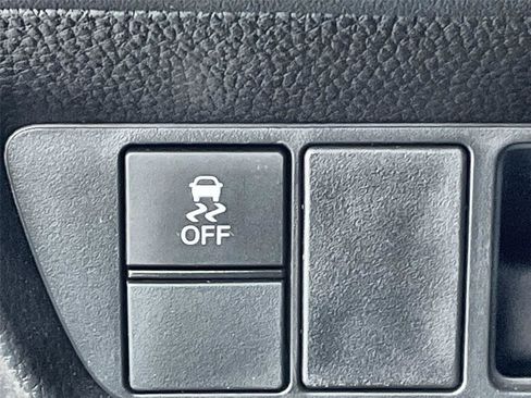 Certified 2025 Honda HR-V Sport image 15