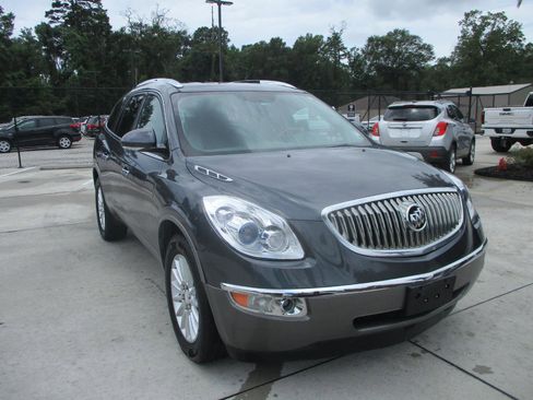 Used 2011 Buick Enclave CXL FWD image 19