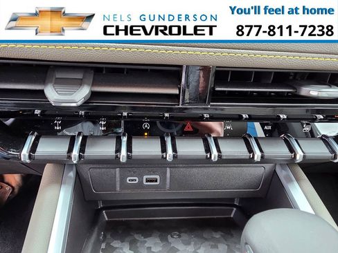 New 2026 Chevrolet Colorado ZR2 w/ Technology Package AWD/4WD image 24