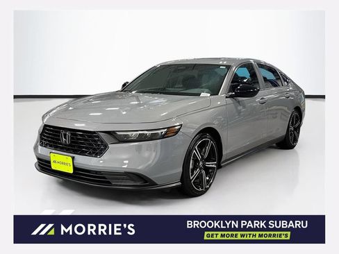 Used 2025 Honda Accord Sport image 1