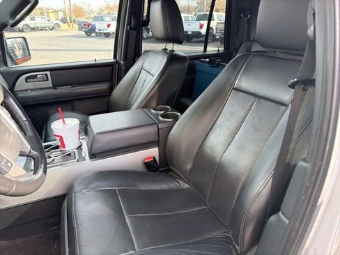 Used 2016 Ford Expedition Limited w/ Equipment Group 301A image 12