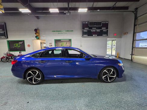 Used 2020 Honda Accord Sport image 5