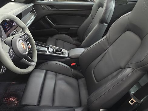 Used 2025 Porsche 911 Targa 4 GTS image 5