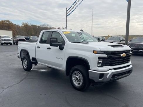 Used 2024 Chevrolet Silverado 2500 W/T w/ WT/CX Safety Package image 8