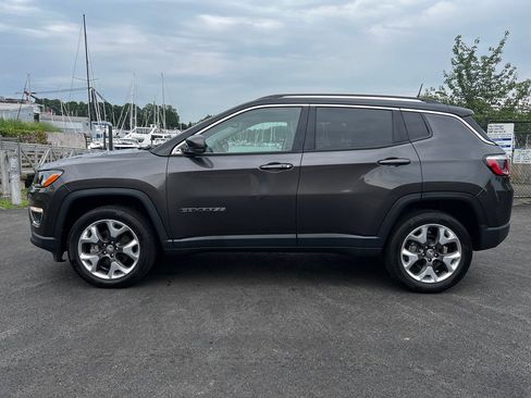 Certified 2019 Jeep Compass Limited w/ Safety & Security Group image 3