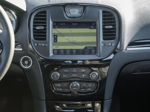 Used 2023 Chrysler 300 S image 32