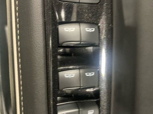 Used 2022 Cadillac Escalade ESV Sport w/ Touring Package image 25