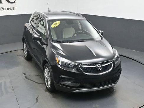 Used 2020 Buick Encore Preferred w/ Safety Package FWD image 46
