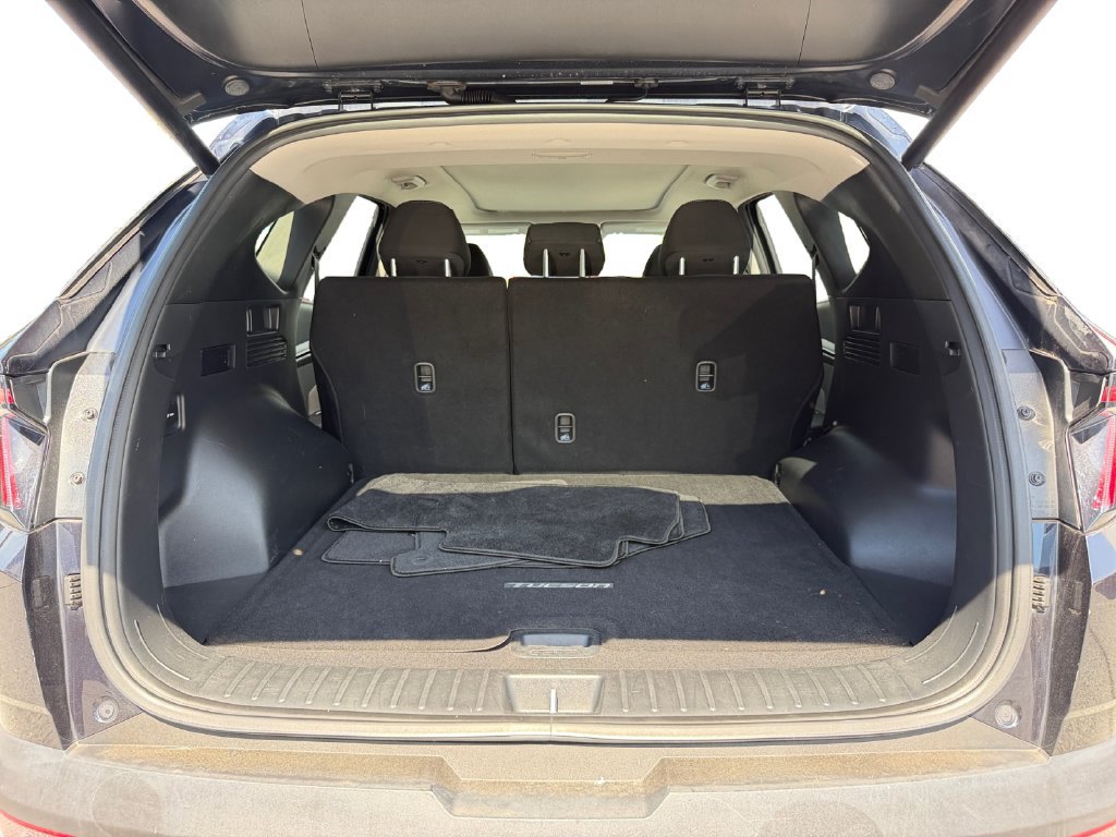 Used 2022 Hyundai Tucson SEL w/ Cargo Package AWD/4WD image 11