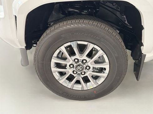New 2026 Toyota Tacoma Limited AWD/4WD image 24