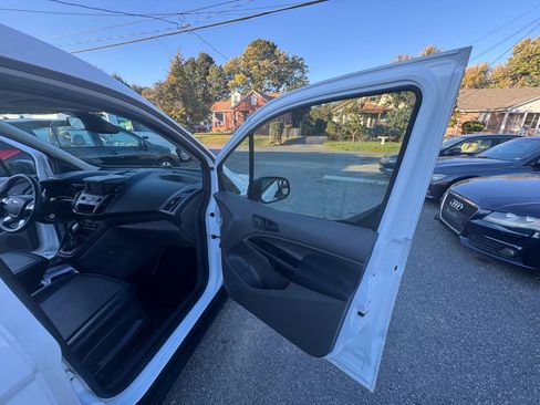 Used 2019 Ford Transit Connect XL FWD image 34
