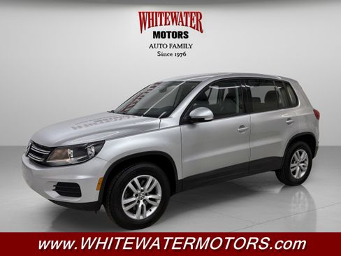 Used 2014 Volkswagen Tiguan S image 1