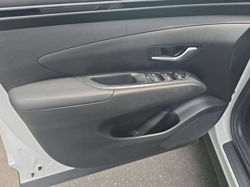 Certified 2023 Hyundai Tucson SEL AWD/4WD image 11