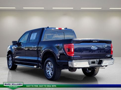 Certified 2022 Ford F150 XLT w/ Equipment Group 302A High image 5