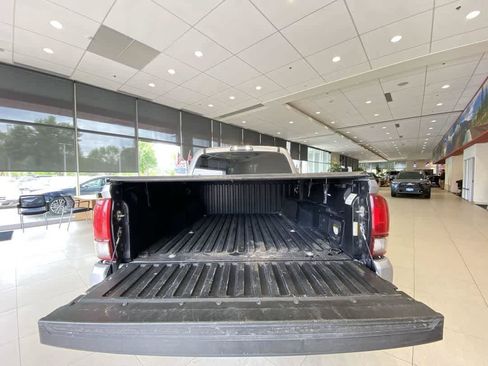 Certified 2019 Toyota Tacoma TRD Sport AWD/4WD image 25