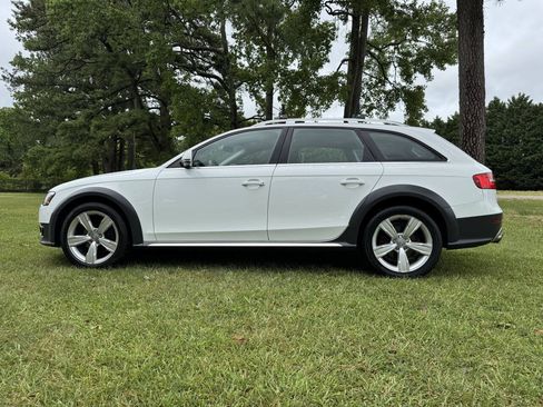 Used 2013 Audi A4 Premium w/ Convenience Pkg AWD/4WD image 3