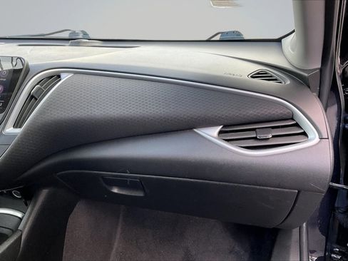 Used 2023 Chevrolet Malibu LT FWD image 17