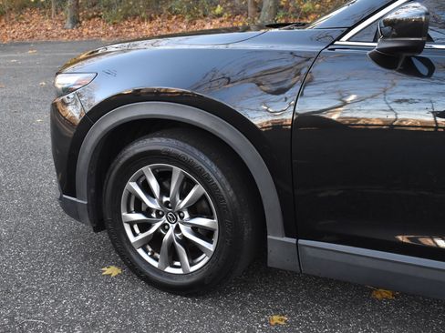 Used 2018 MAZDA CX-9 Touring w/ Touring Premium Package image 16