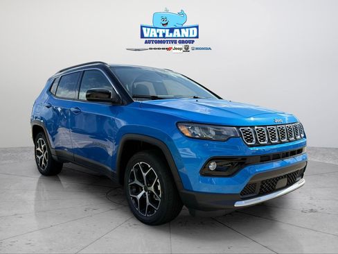 New 2026 Jeep Compass Limited AWD/4WD image 32