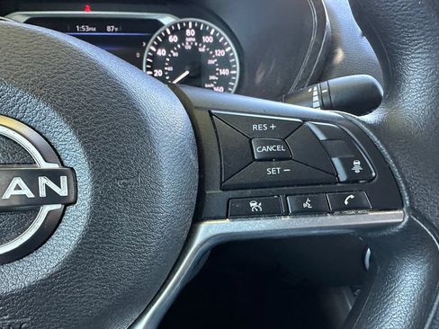 Used 2024 Nissan Sentra SV FWD image 25