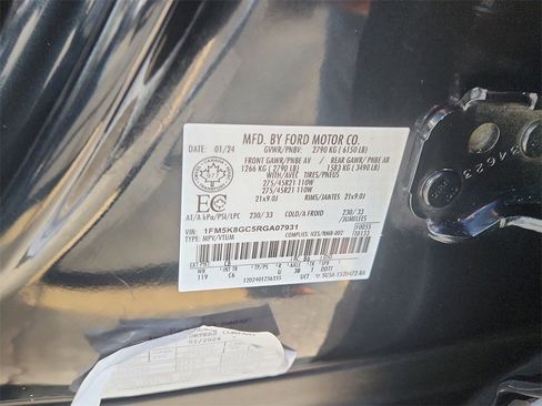 Used 2024 Ford Explorer ST w/ Technology Package image 20