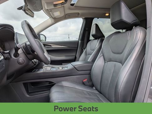 Used 2023 INFINITI QX60 Luxe w/ Cargo Package FWD image 15