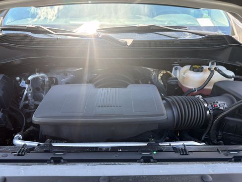 Used 2024 Chevrolet Silverado 1500 Custom Trail Boss AWD/4WD image 33