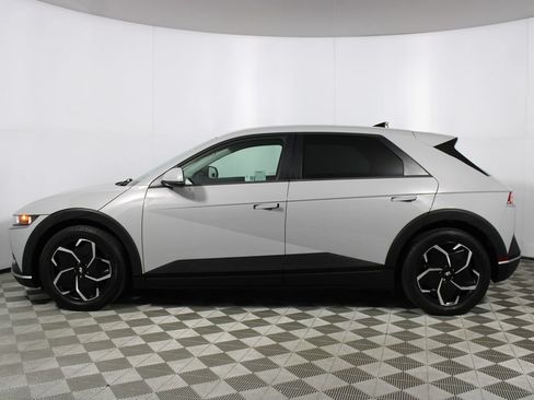 Used 2024 Hyundai Ioniq 5 SE RWD image 27