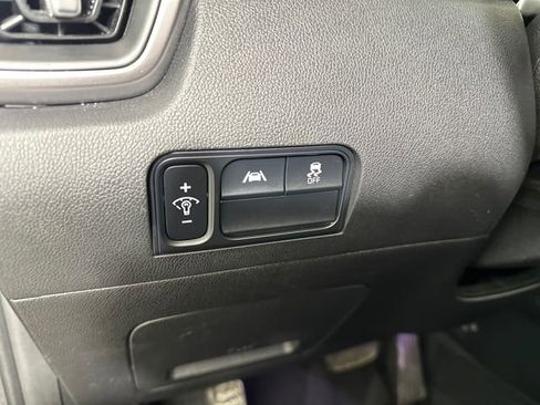 Used 2022 Kia Sorento LX image 18