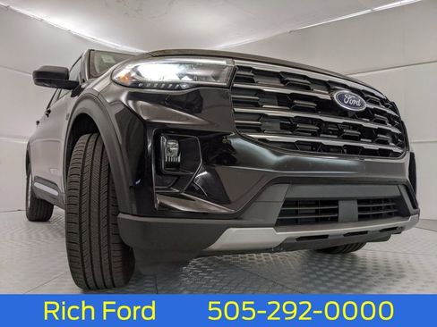 New 2025 Ford Explorer Active w/ Active Comfort Package image 29