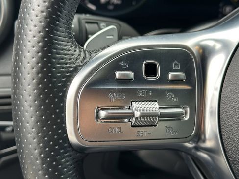 Certified 2022 Mercedes-Benz GLC 300 image 28