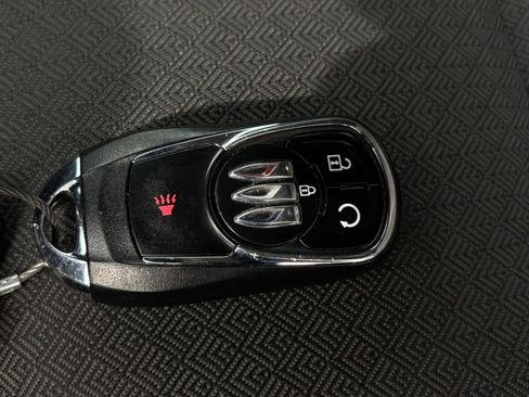 Used 2025 Buick Encore GX Preferred image 25