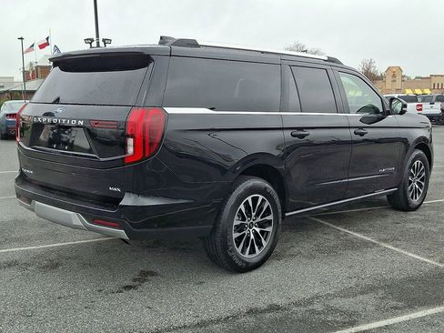 Certified 2025 Ford Expedition Max Platinum AWD/4WD image 6
