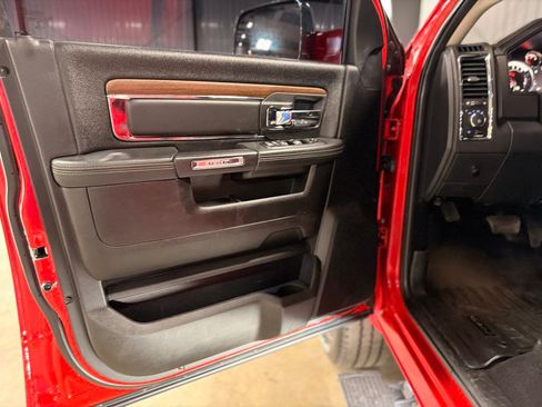 Used 2017 RAM 2500 Laramie w/ Convenience Group AWD/4WD image 26