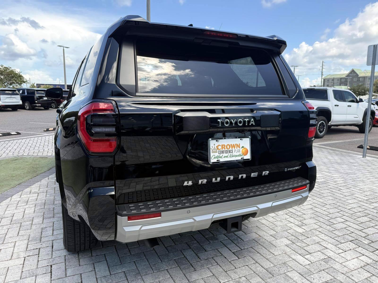 Used 2026 Toyota 4Runner Limited AWD/4WD image 9