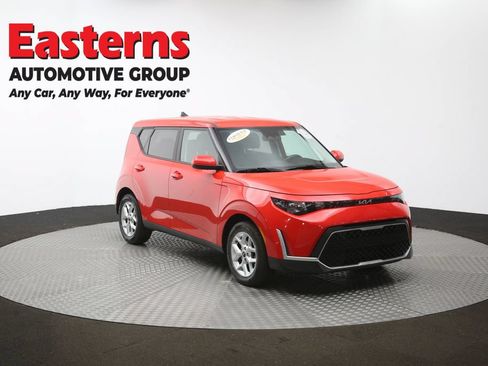 Used 2024 Kia Soul LX w/ Option Group 015 FWD image 49