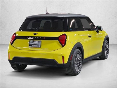 New 2026 MINI Cooper S image 5