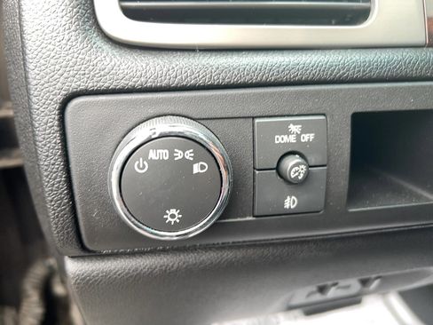 Used 2013 GMC Yukon Denali image 48