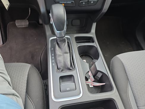 Used 2018 Ford Escape SE w/ SE Sync 3 Package AWD/4WD image 27